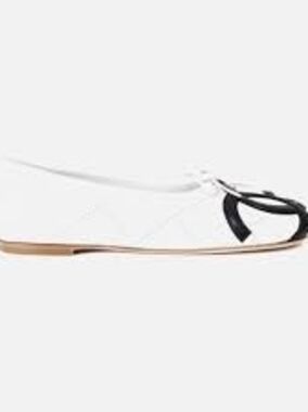 Chanel White Bow-Accent Women's Ballet Flat